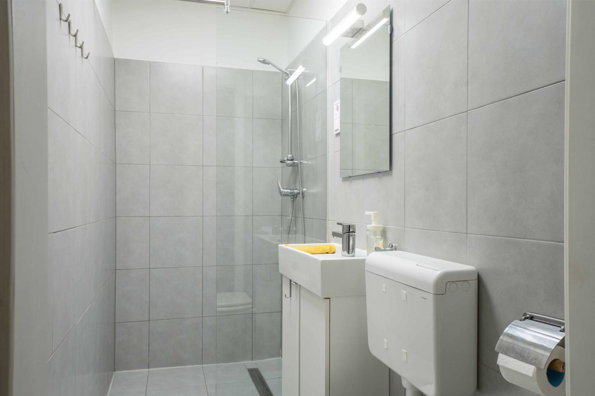 Cosy Studio In Terezvaros W41 Green Budapest Bagian luar foto
